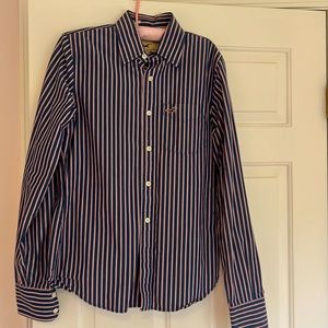 Hollister shirt